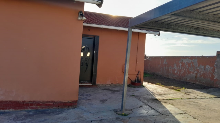 3 Bedroom Property for Sale in Mdantsane Eastern Cape